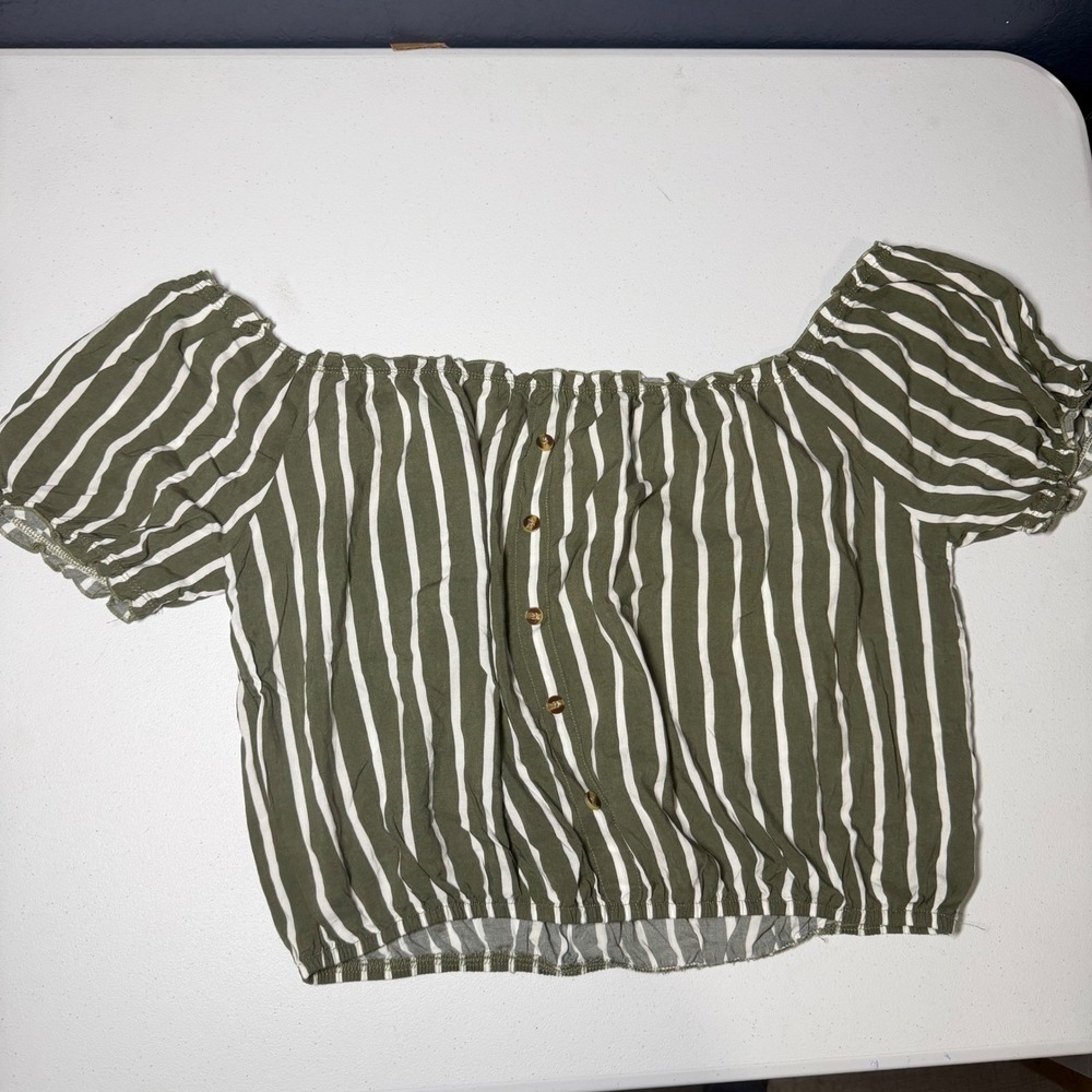 Mi Ami Striped‎ Off-the-Shoulder Crop Top XL Olive Green White Faux Button Front